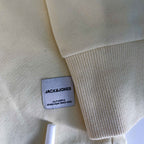 Vintage men Jack & Jones essentials yellow sweatshirt in L|L28 W22|SKU 6471