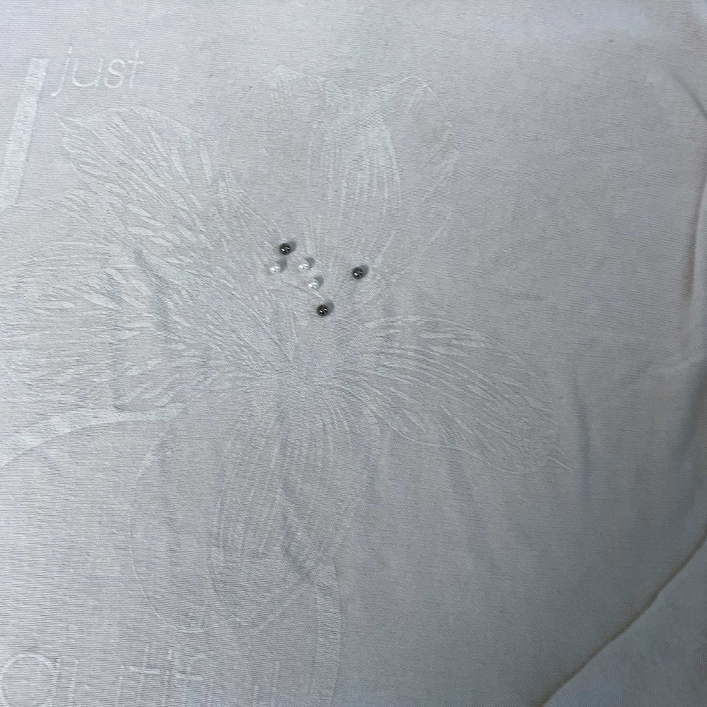 Vintage women made in Italy Just Beautiful & only floral print white soft tees in XL|L28 W24|SKU 6482