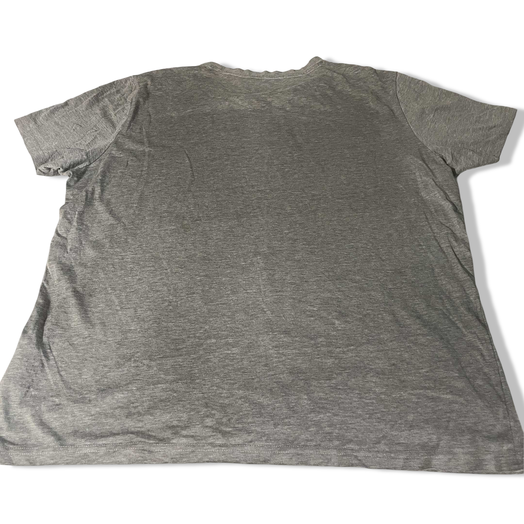 Vintage men Angelo Litrico beach graphics grey tees in M|L27 W22|SKU 6499