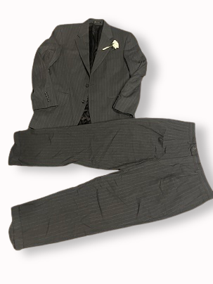 Rubynee Vintage y2k Vanheusen Mens grey pinstripe suit
