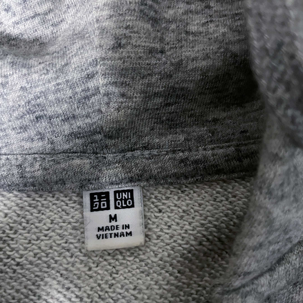 Vintage women Uniqlo grey full zip hoodie in M|L24 W19|SKU 6503