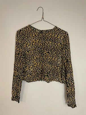 Rubynee Vintage y2k Zara Cheetah print top with black buttons