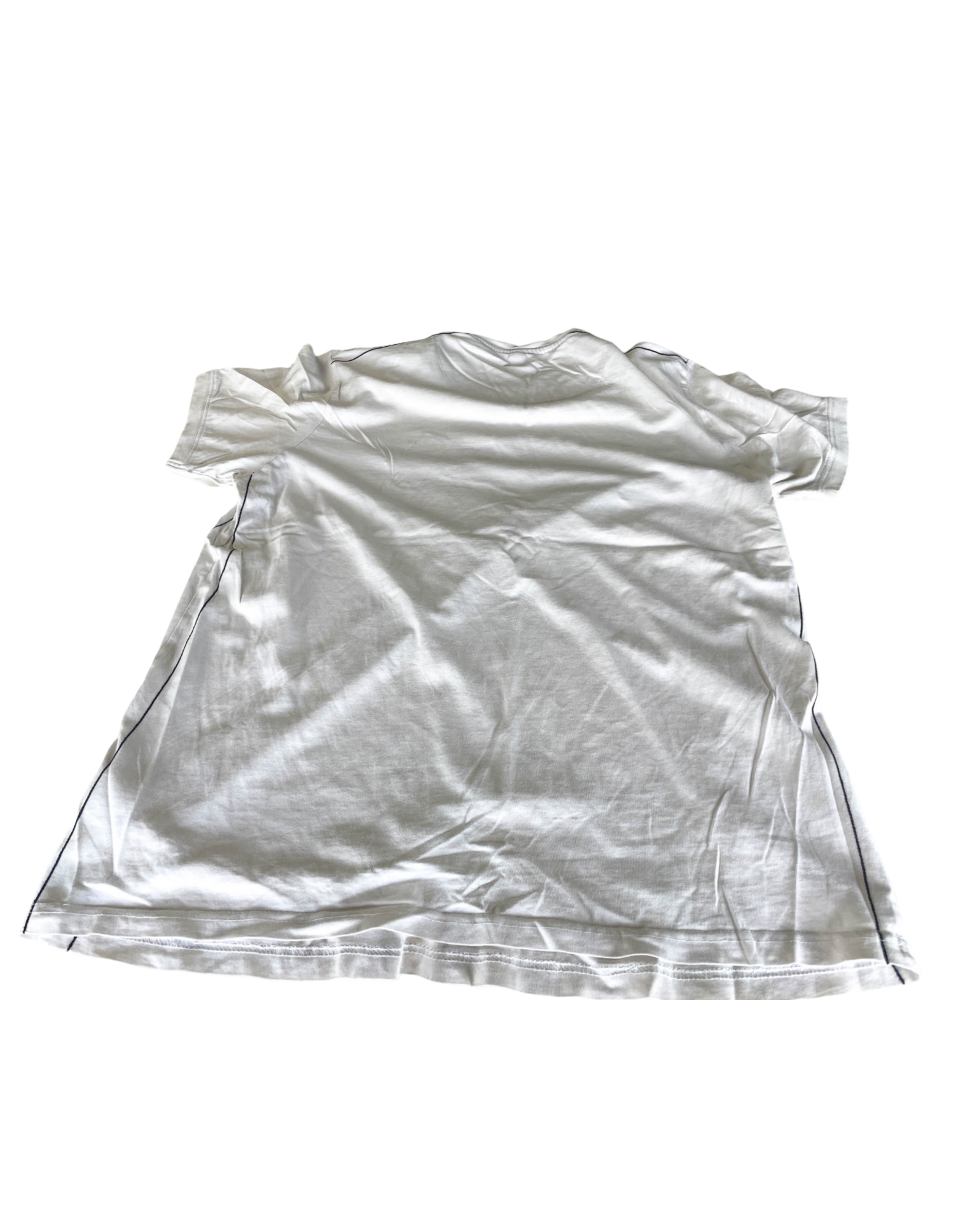 Vintage White Men's Graphic T-Shirt. In a 2XL  |SKU 5022
