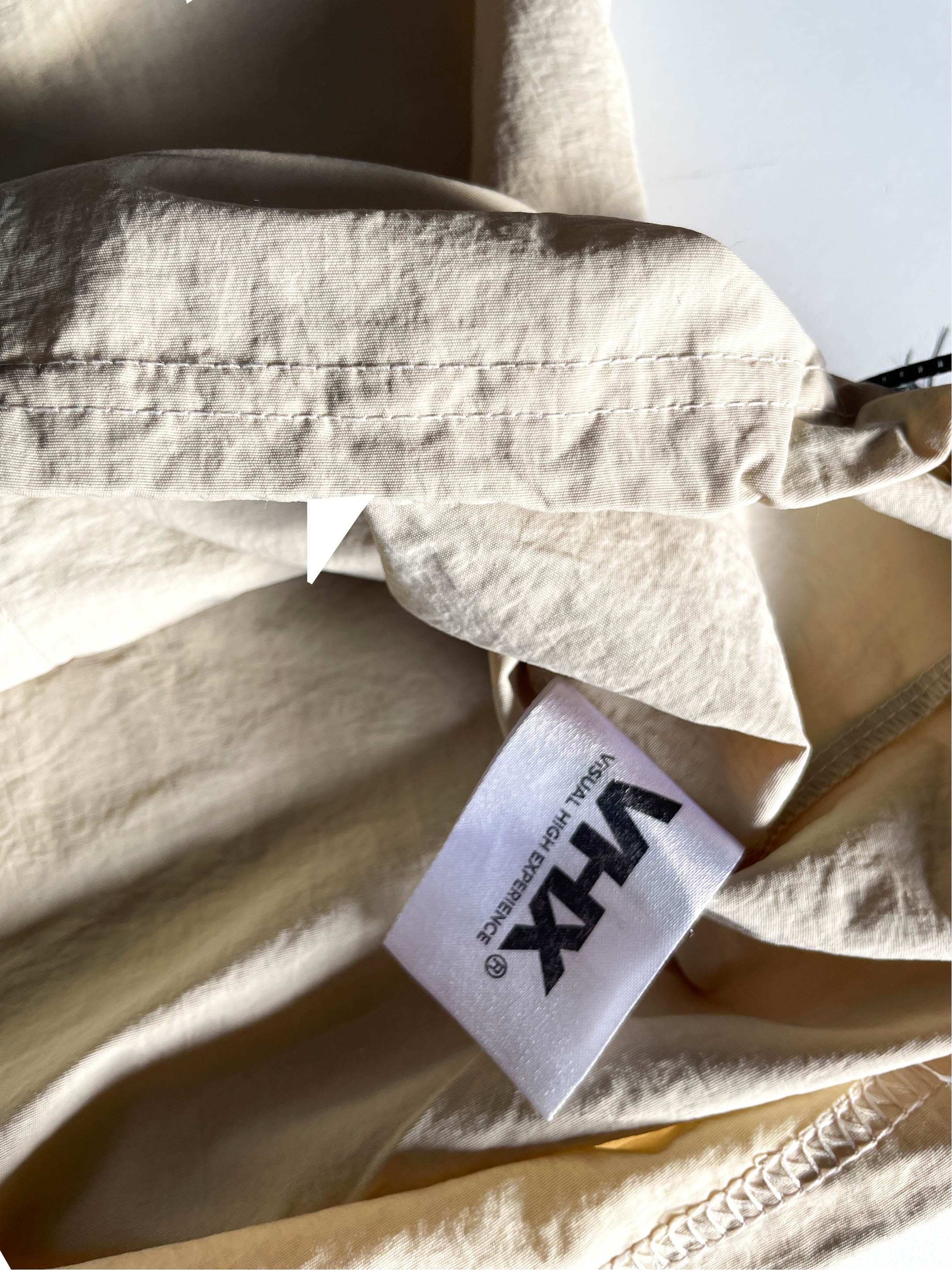 Vintage  VHK Overshirt Light Jacket. In a versatile cream color and size large, this short-sleeve parka jacket |SKU 5037