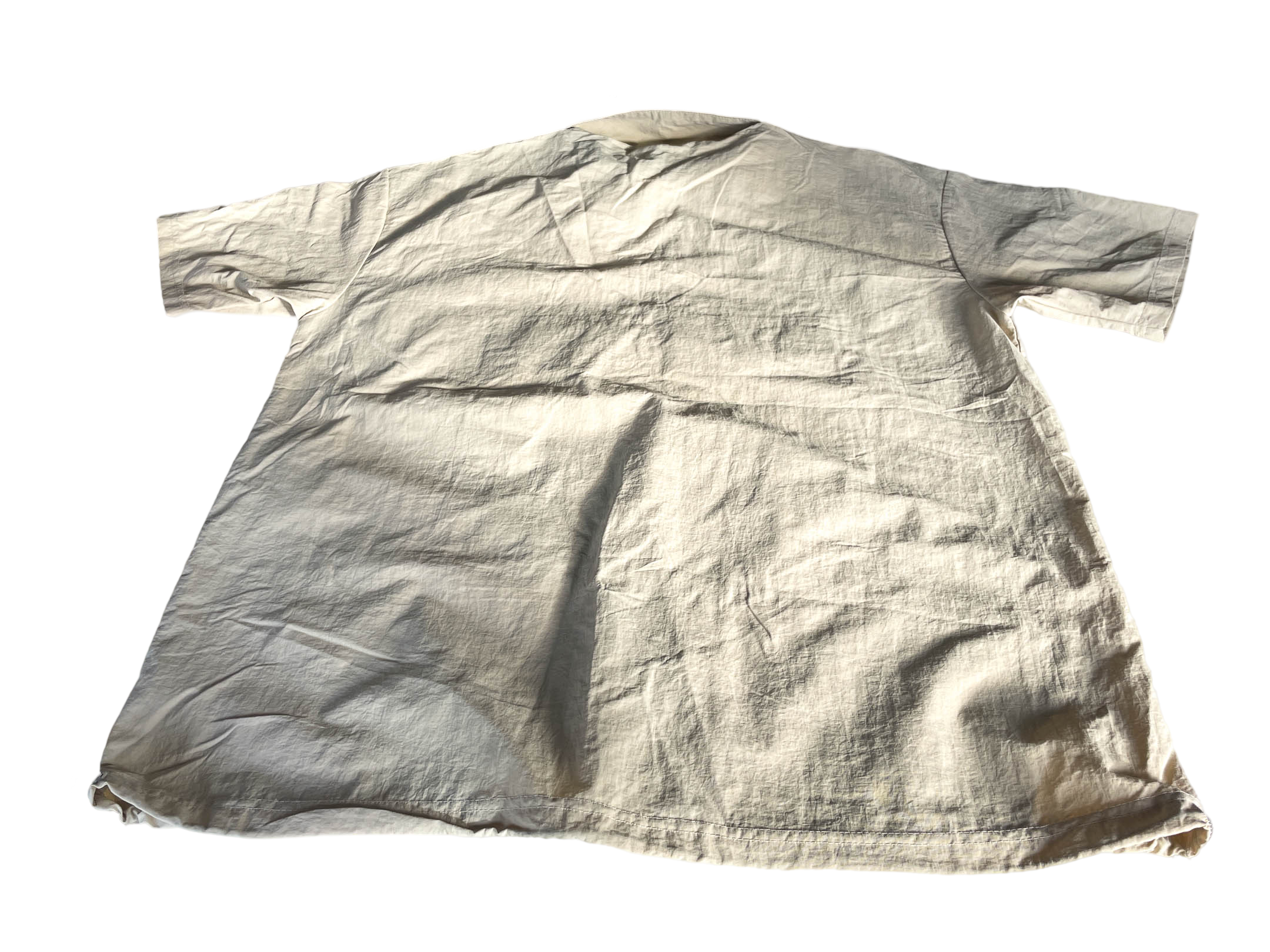 Vintage  VHK Overshirt Light Jacket. In a versatile cream color and size large, this short-sleeve parka jacket |SKU 5037