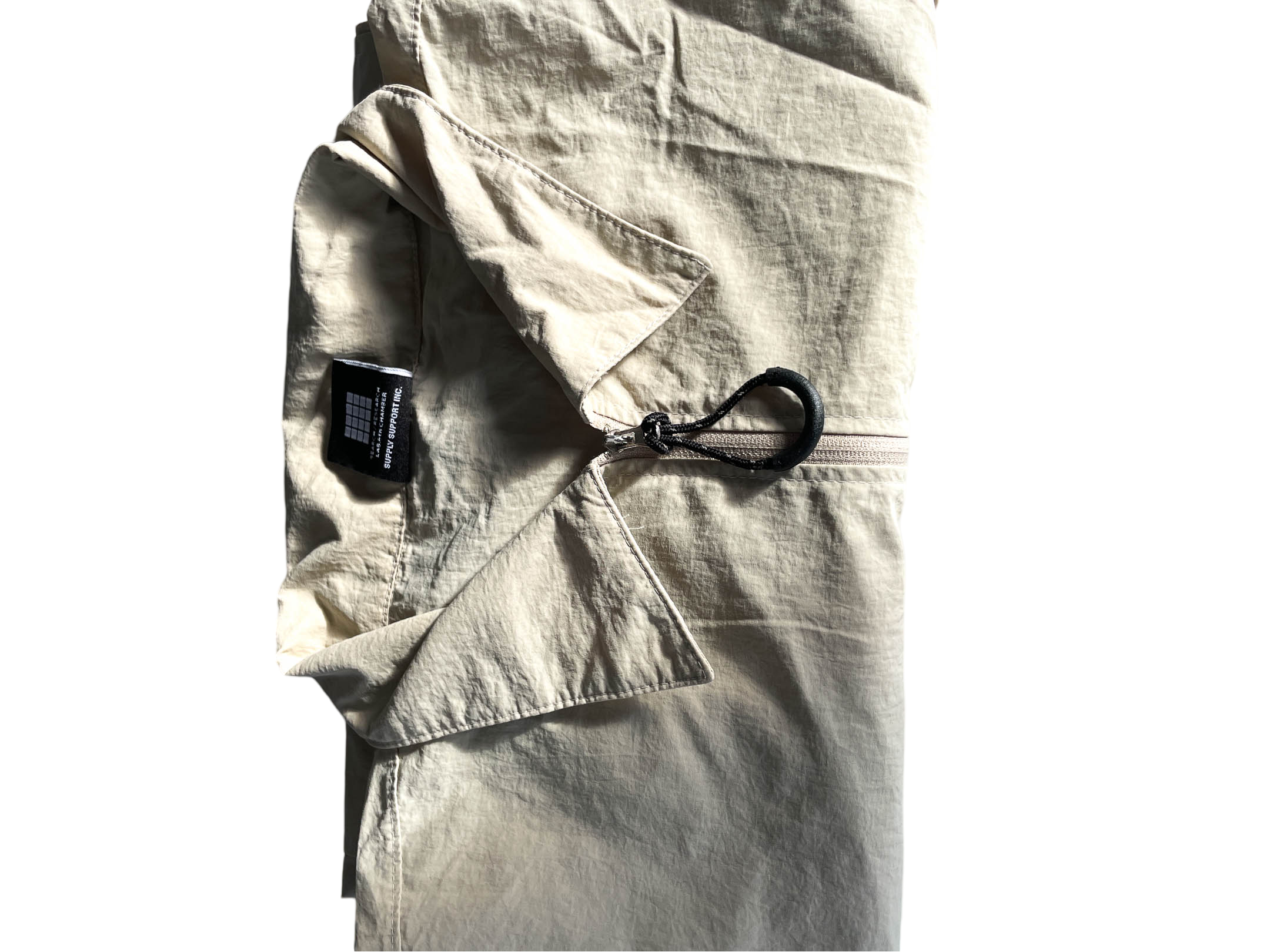 Vintage  VHK Overshirt Light Jacket. In a versatile cream color and size large, this short-sleeve parka jacket |SKU 5037