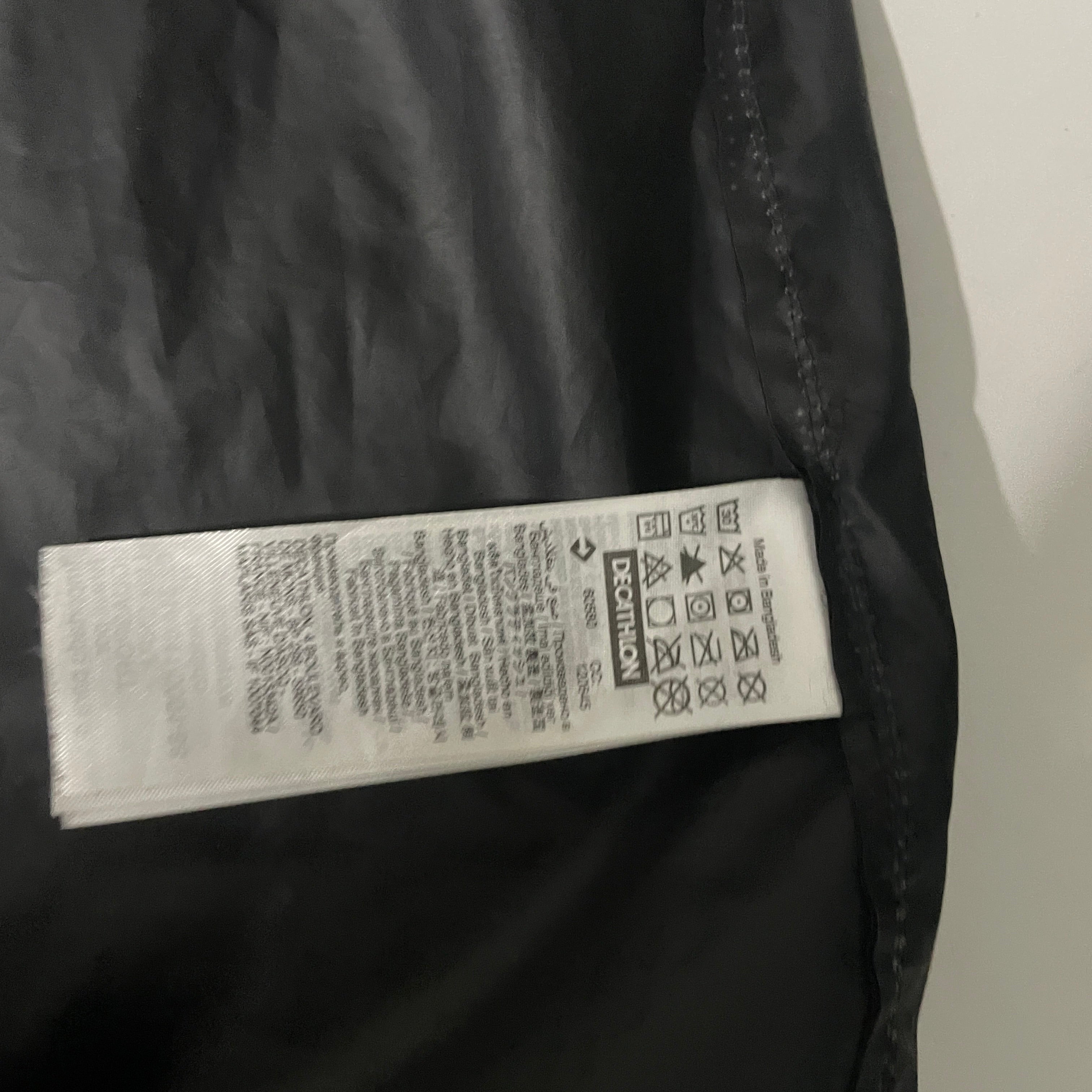 Vintage men black Decathlon full zip hooded polyester nylon rain coat 2XL|L31 W27|SKU 6536