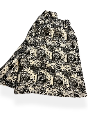 Rubynee Vintage y2k black & white floral pattern short