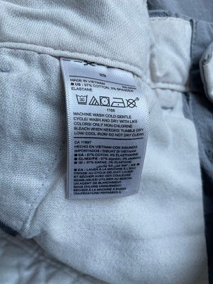 Rubynee Vintage y2k Old Navy mens grey chinos short