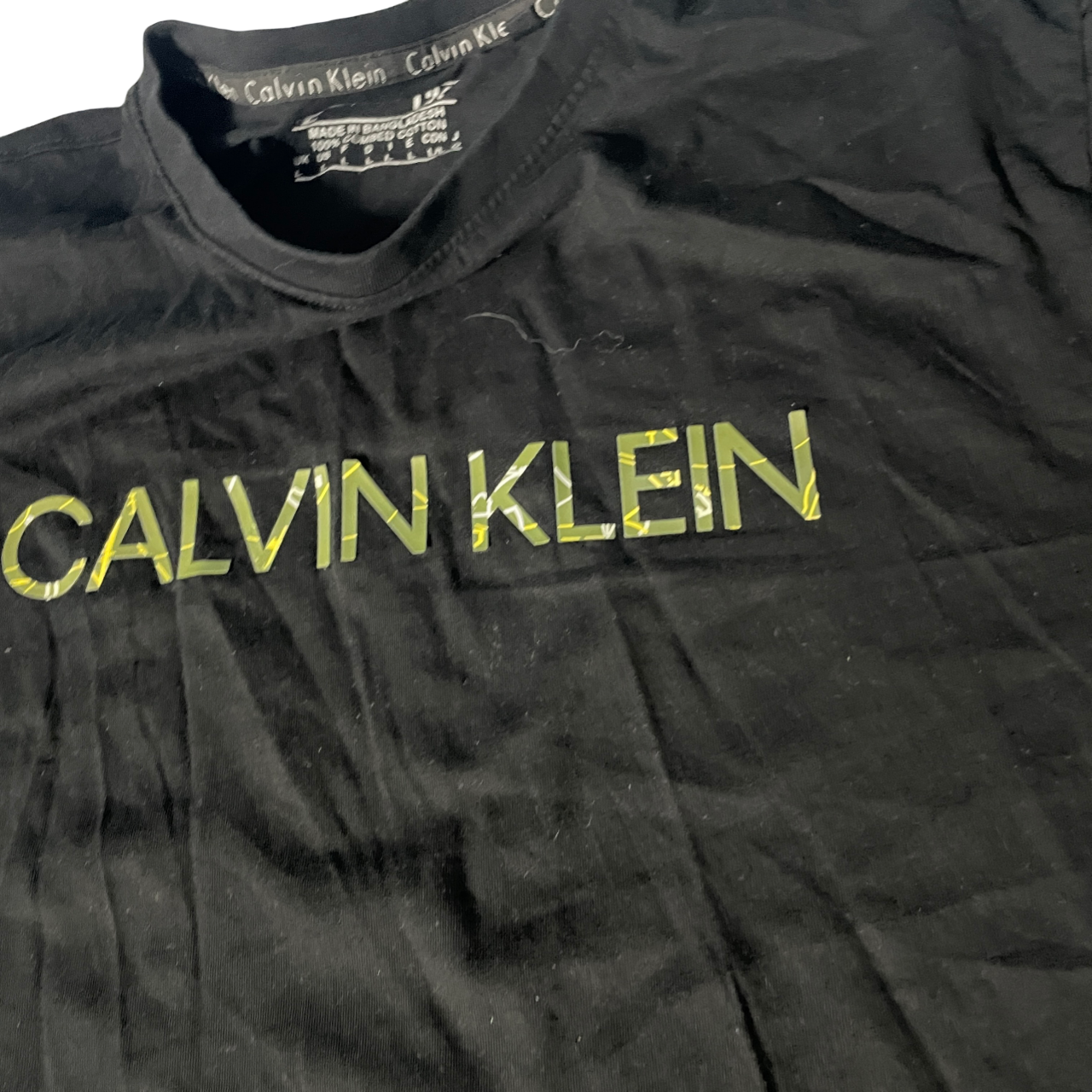 Calvin Klein multi T-shirt with the elegant and sophisticated Crew Neck Loungewear Top Sleep Black Small T-shirt L 28 W 21 SKU 5126