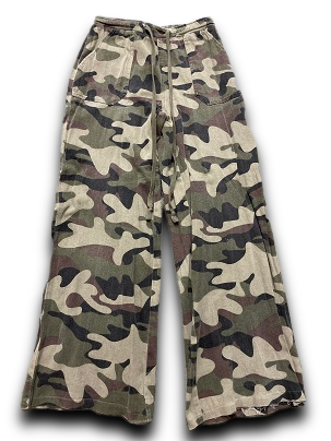 Vintage women ́camo wide leg pant