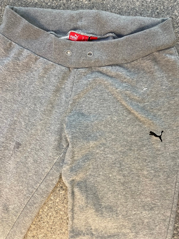 Vintage puma essentials grey pants