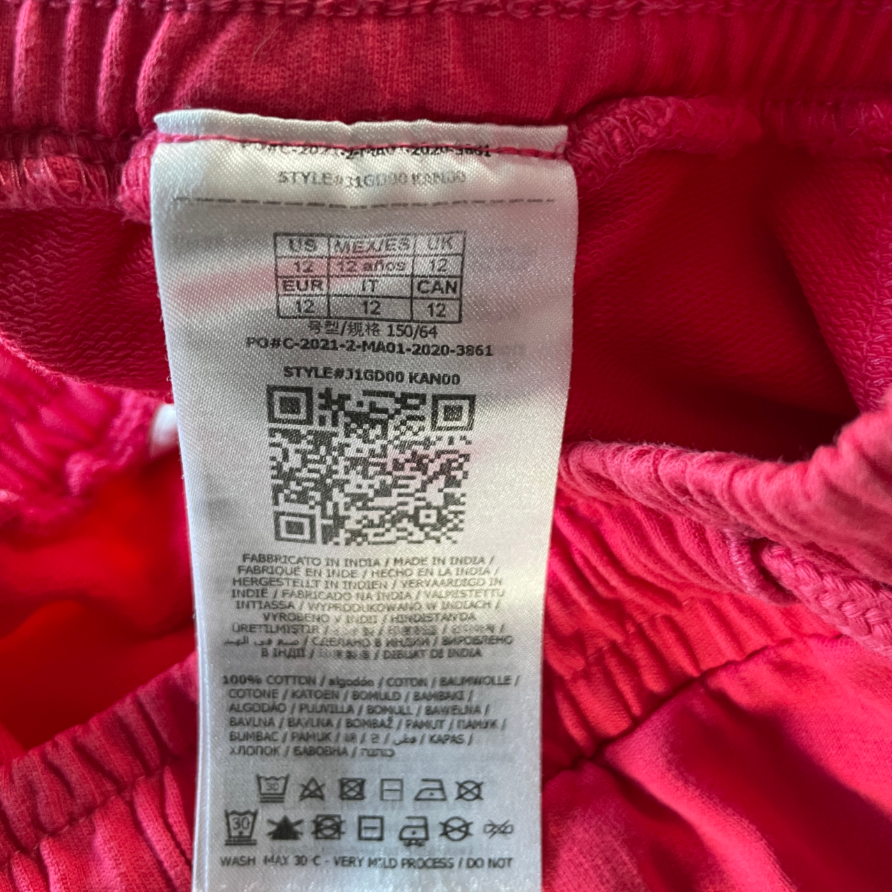Vintage Guess Active Shorts Women's Pink Shorts w 24 l 3 perfect for XS/S SKU. 5156