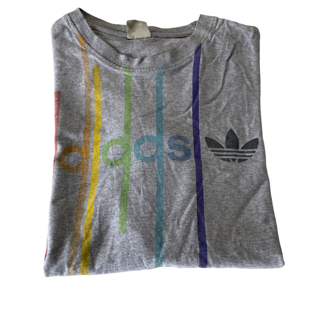 Vintage &nbsp;grey adidas-arrow-line-tee- L 27 W 20 in Size M SKU 5163
