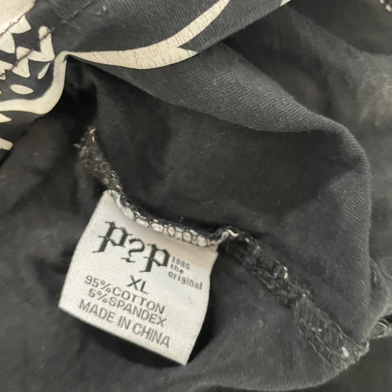 P2P BANDANA PATCHWORK kakashi T SHIRT black XL. L 28 W 22 SKU 5176