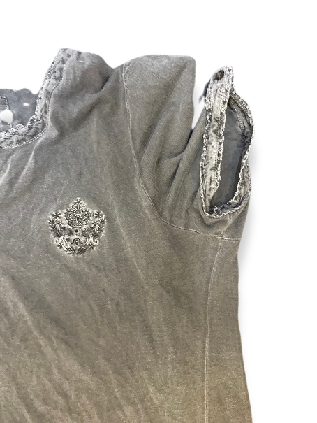 Vintage medium size mens grey button up tshirt