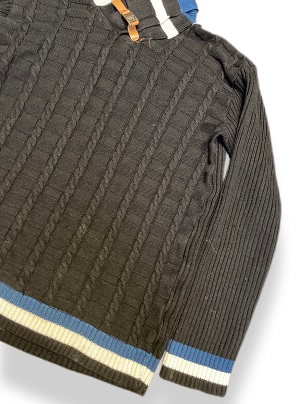 Vintage Magoss sportwear black womens sweater