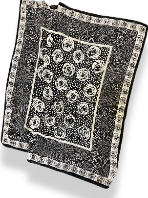 Vintage patterned black bandana