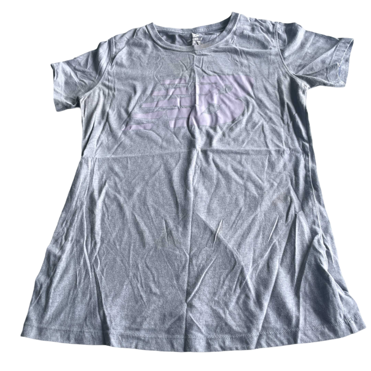 Vintage T-Shirt New Balance Classic Tee - Gray in medium L 25 W 16 SKU 5205