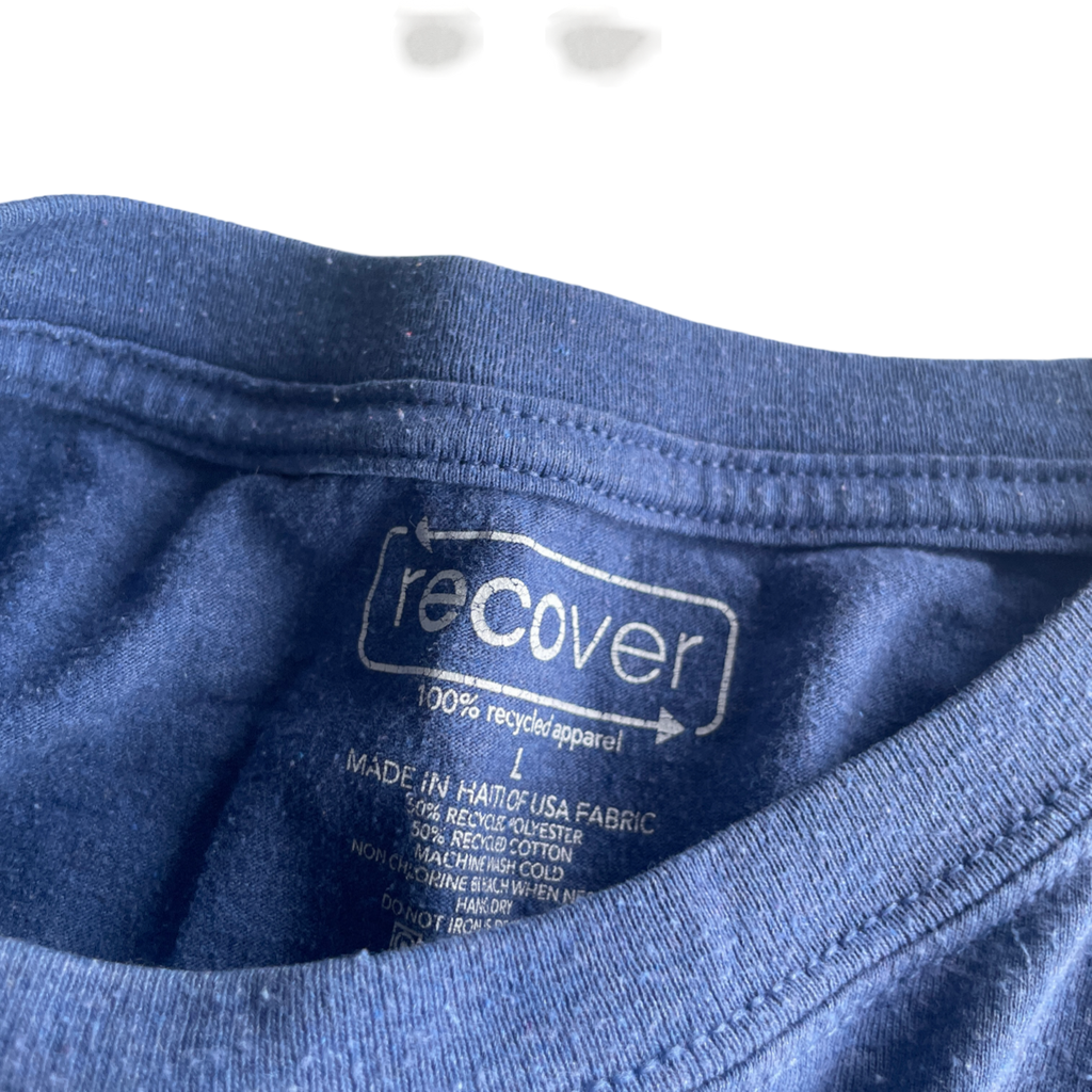 american blue graphic t shirt in size M L 28 W 21 SKU. 5210