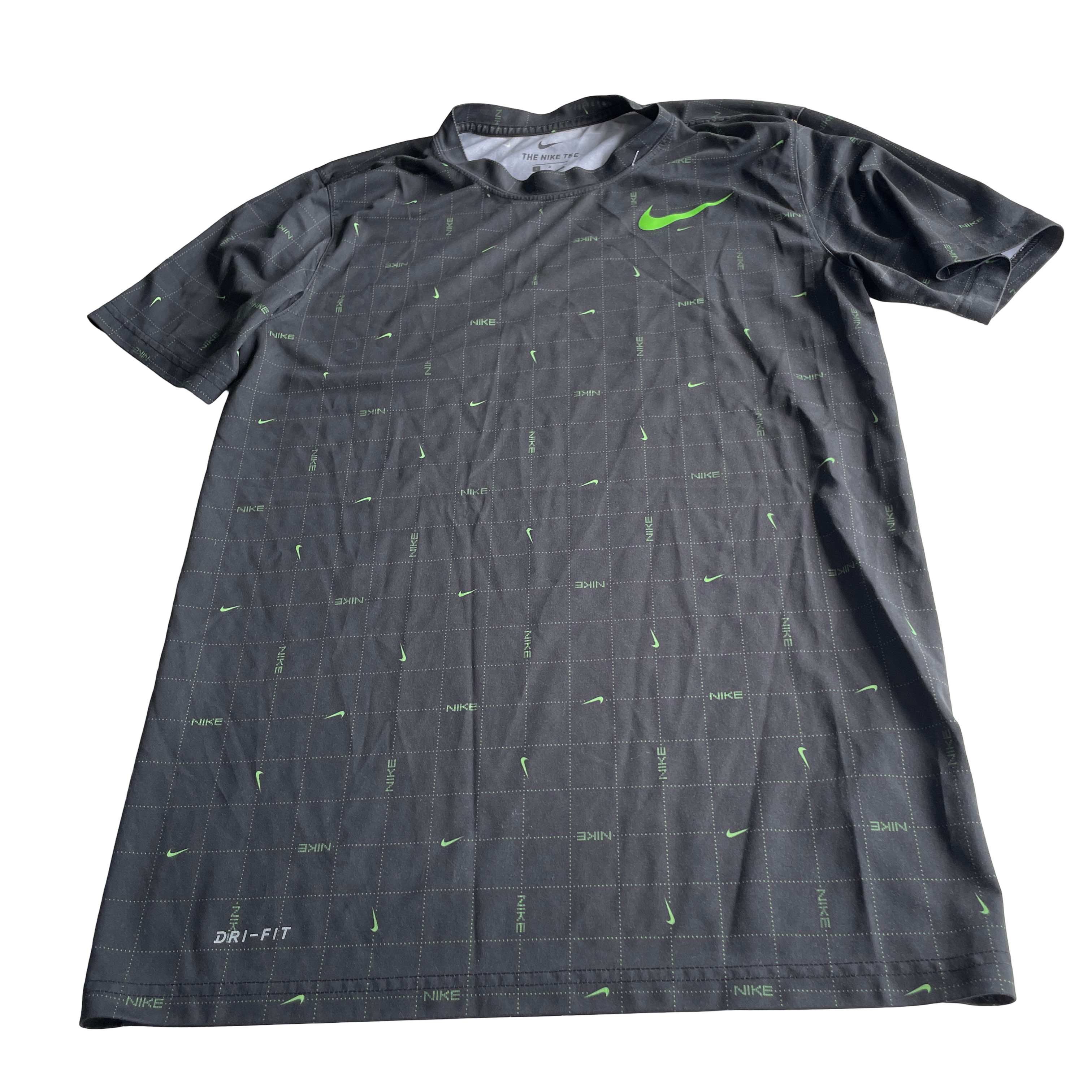 Nike Digital Green Check Swoosh DRI-FIT Athletic T-Shirt Men’s Size Medium Black L 28 W 18 SKU 5222