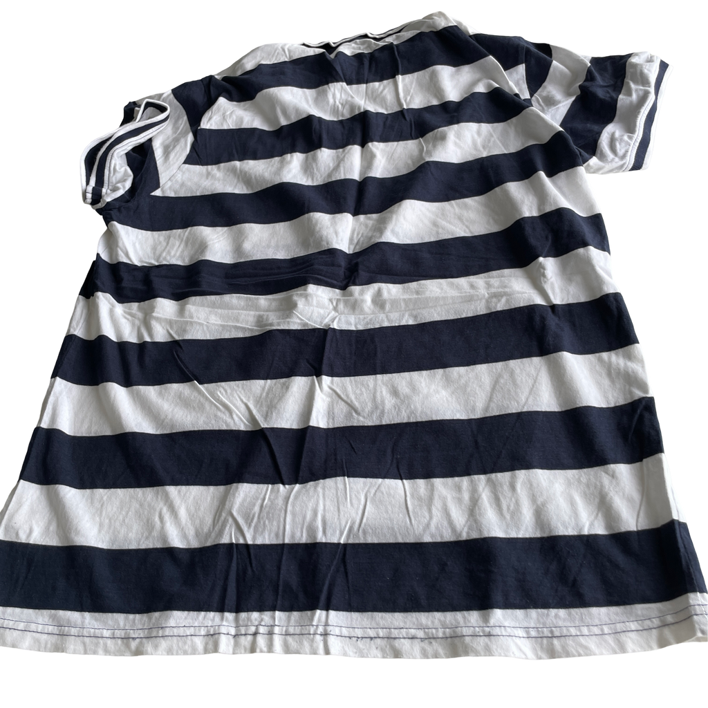 Lee Cooper White Casual Shirts Tops white and navy &nbsp;for Men IN L L29 W  20SKU 5228