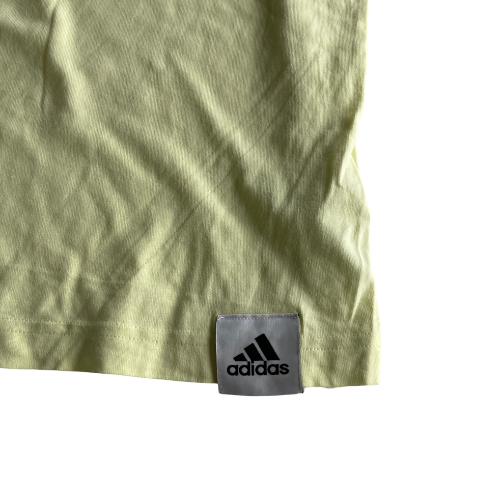 Vintage YELLOW adidas yellow T-shirt adidas Love Unites Graphic &nbsp;L 27 W 21 SKU 5230