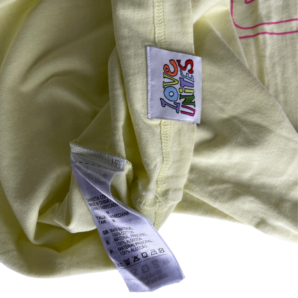 Vintage YELLOW adidas yellow T-shirt adidas Love Unites Graphic &nbsp;L 27 W 21 SKU 5230