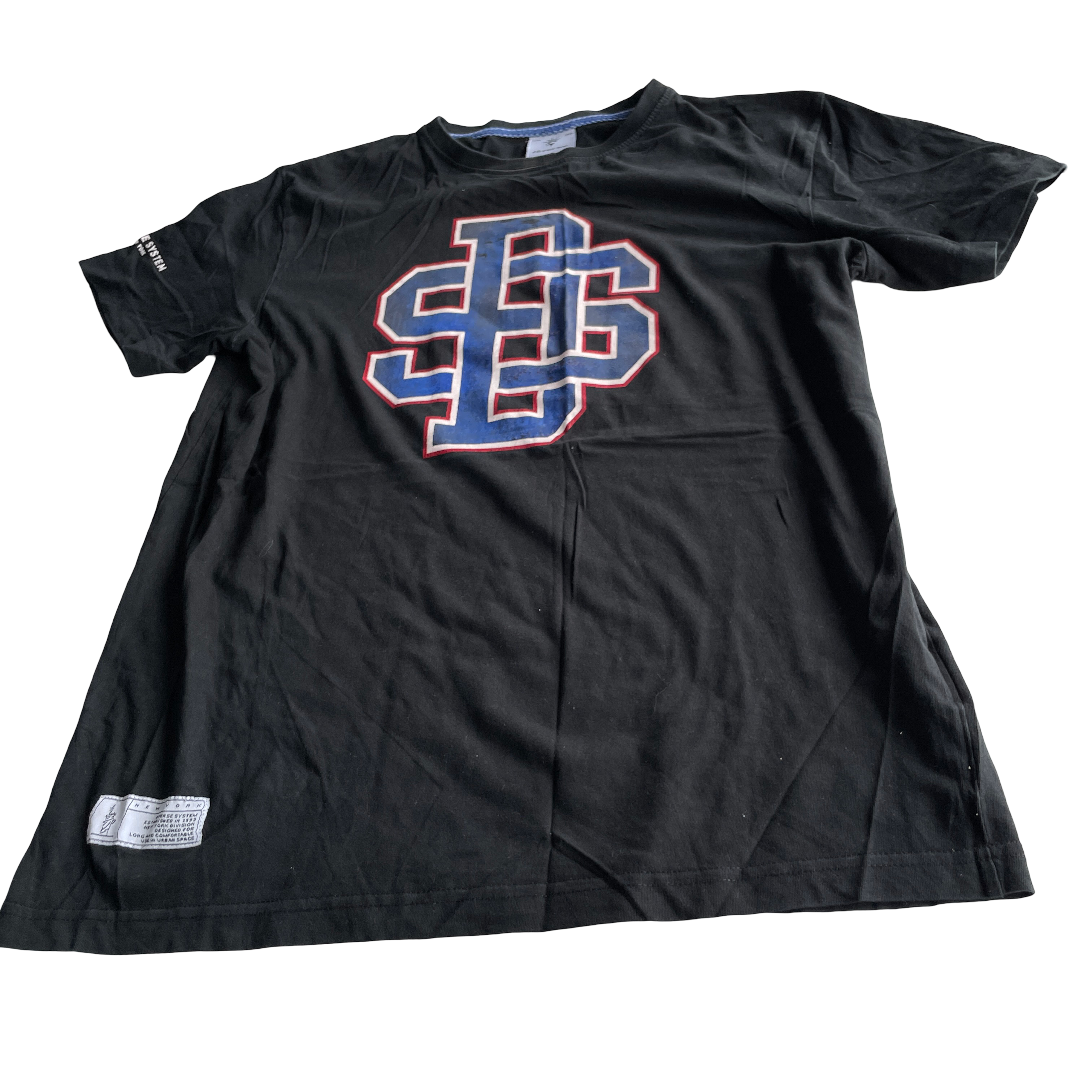 vintage black american t shirt in size M mens L 27 W 19 SKU 5236