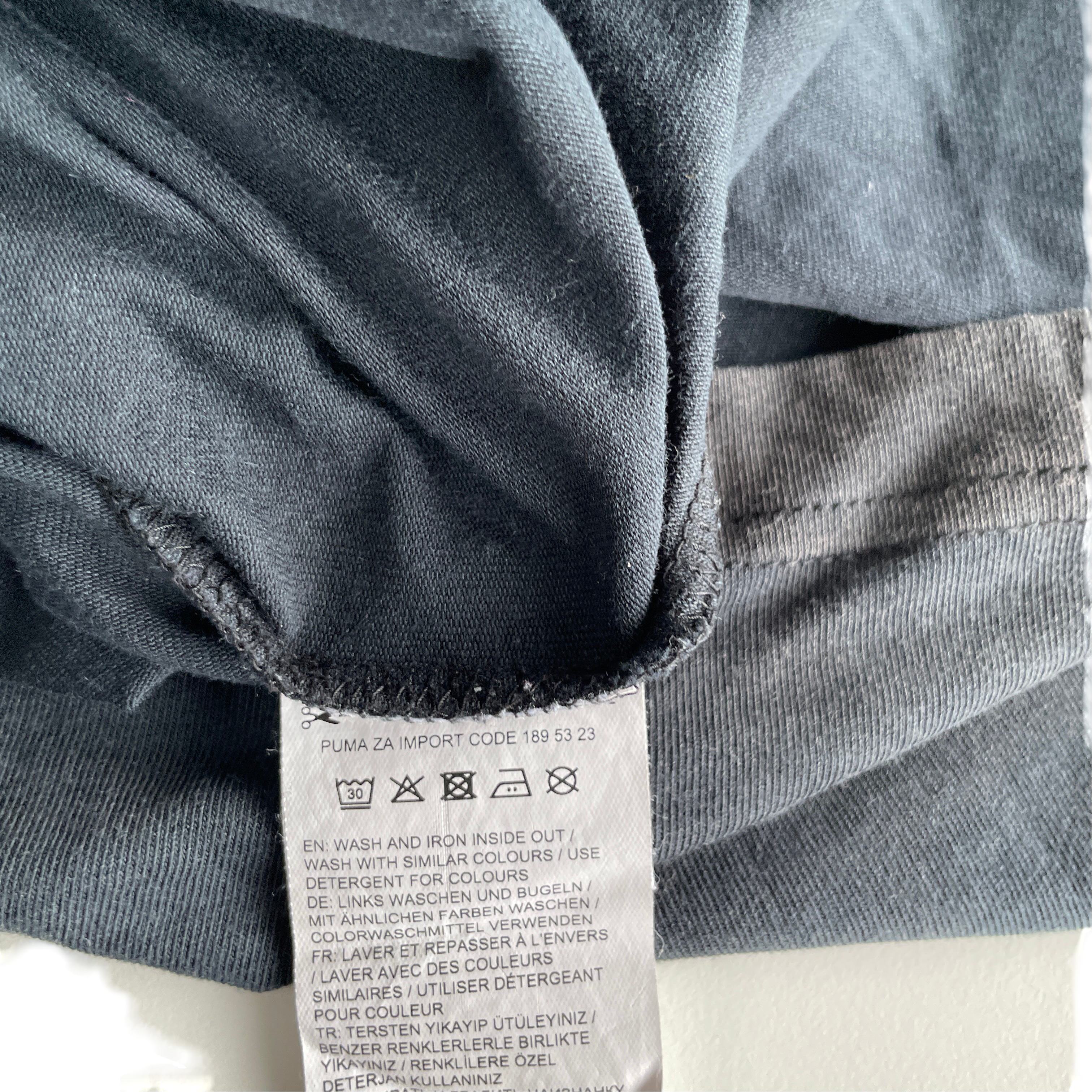 Puma Vintage Black Athleisure Tee Sz M L 29 W 20 SKU 5237