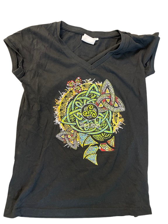 Rubynee Vintage y2k graphics black tshirt