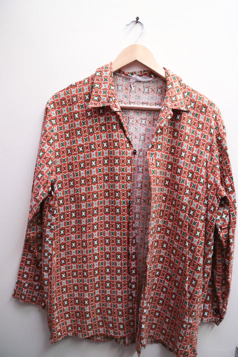 Vintage womens long sleeve orange pattern medium shirt