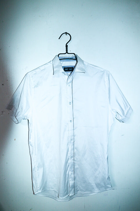 Vintage SMC by Semco men white short sleeve shirt in M|L28 W20|SKU 6545