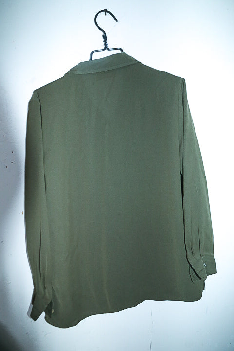 Vintage women Eastex heirloom co. khaki green silk button down shirt in L|L29 W21|SKU 6547