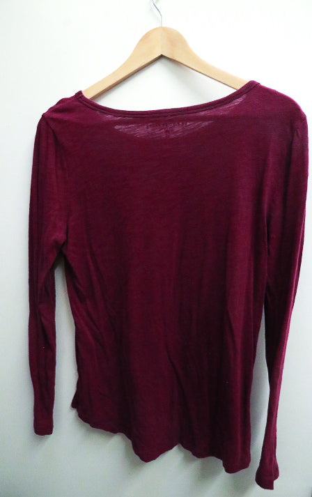 Vintag GAP wine round neck long sleeve tee