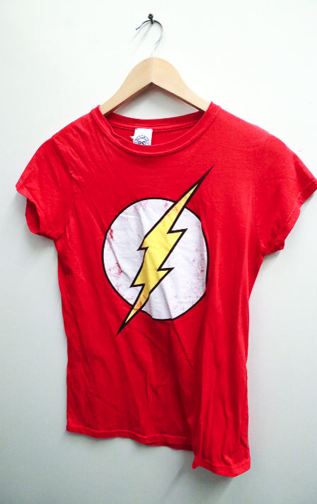 vintage red flash icon graphics small tees