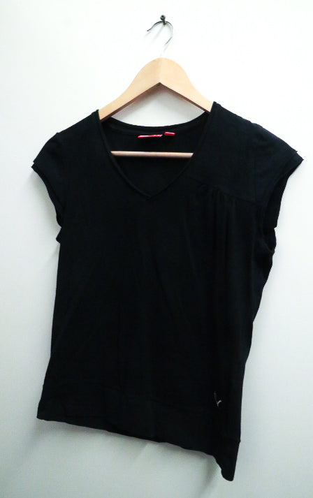 Vintage black Puma womens small V-Neck top
