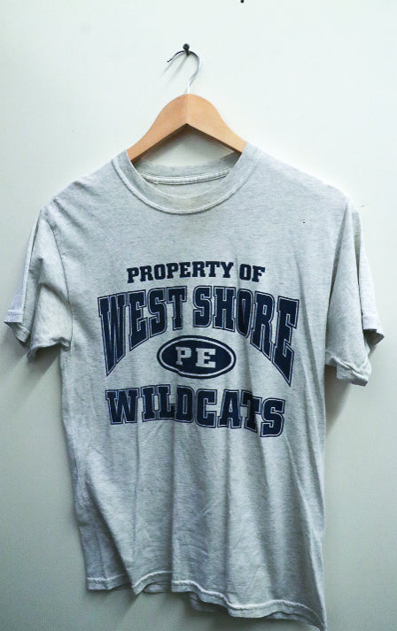 Vintage grey property of west shore wildcats graphics mens medium tees