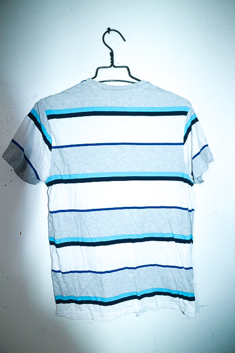 Vintage men U.S. Polo ASSN multi Stripe T-shirt in S|L26 W16|SKU 6574