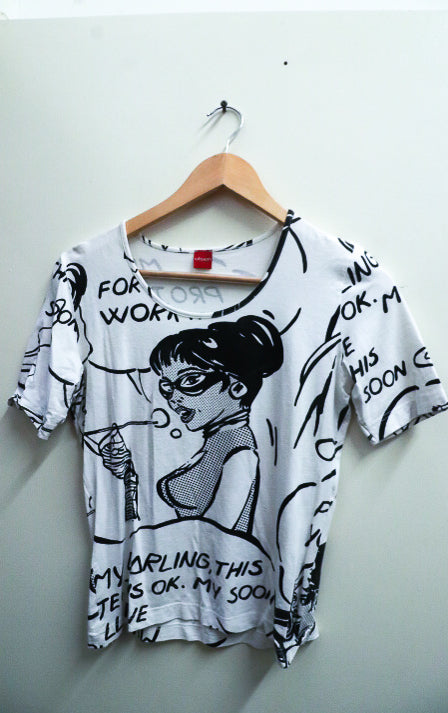 Vintage white womens printed cotton small tees