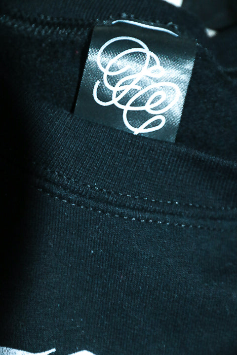 Vintage men Fabric bear graphics 90's black sweatshirt in M|L30 W23|SKU 6580