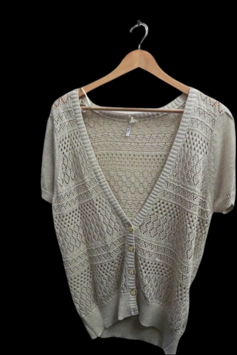 Vintage womens white knitted vneck sweatshirt size 16