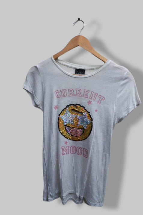 Vintage white current mood graphics small tshirt