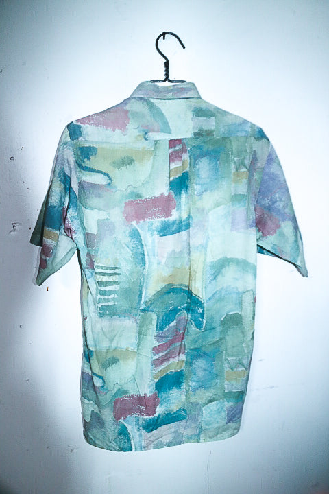 Vintage men multi hawaiin abstract 90's short sleeve shirt in M|L33 W21|SKU 6588