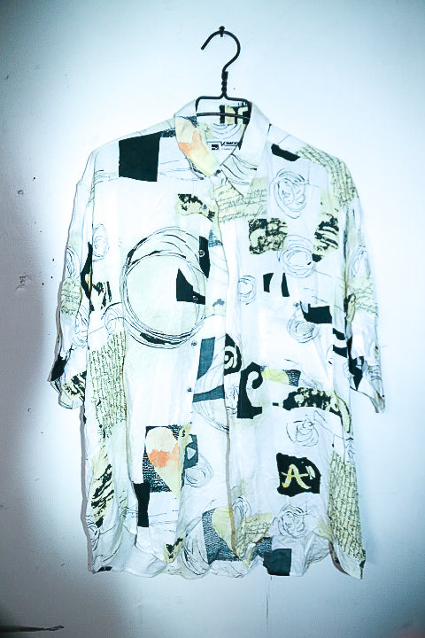 Vintage men white hawaiin abstract 90's short sleeve shirt in M/L|L34 W25|SKU 6589