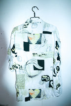 Vintage men white hawaiin abstract 90's short sleeve shirt in M/L|L34 W25|SKU 6589
