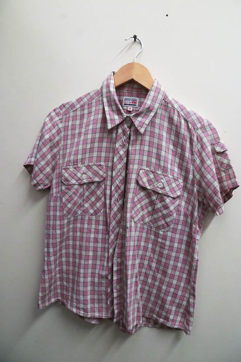 Vintage America's Original Levi's pink medium girls shirt