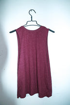 Vintage women Guns & roses graphics burgundy tank top UK 10|L21 W18|SKU 6597