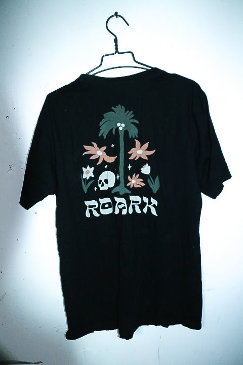 Vintage men ROARK Graphics 100% organic cotton premium black tees in L|L32 W21|SKU 6600