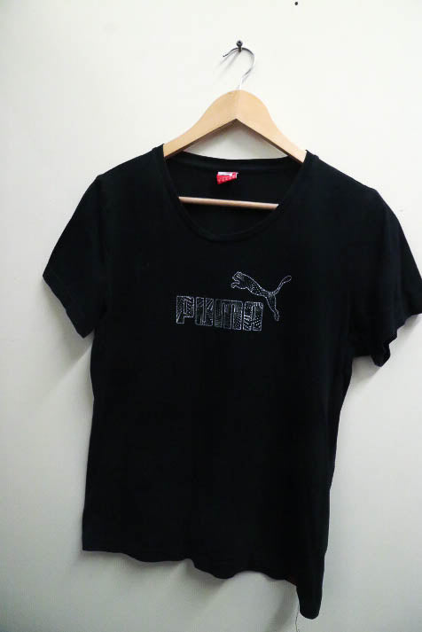Vintage black puma SS logo Tshirt uk 14